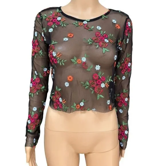 Urban Outfitters Sheer mesh Embroidered Black Floral Crop Top Size S NWT - Picture 3 of 9